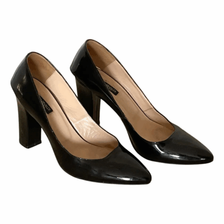 TACONES NEGROS